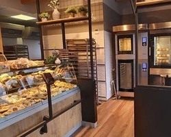 에스티엘티 “베이커리 경쟁력, 장비 넘어 운영 전략에 달렸다”