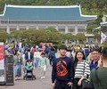 청와대, 외국인이 찾는 관광객 명소로 부상